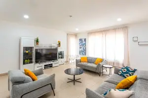 Furnished 5bdrm Townhouse / Terrace in Airport Residential Area
