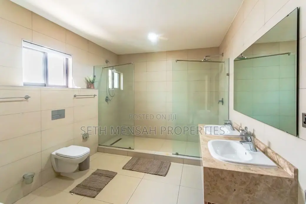 Furnished 5bdrm Townhouse / Terrace in Airport Residential Area