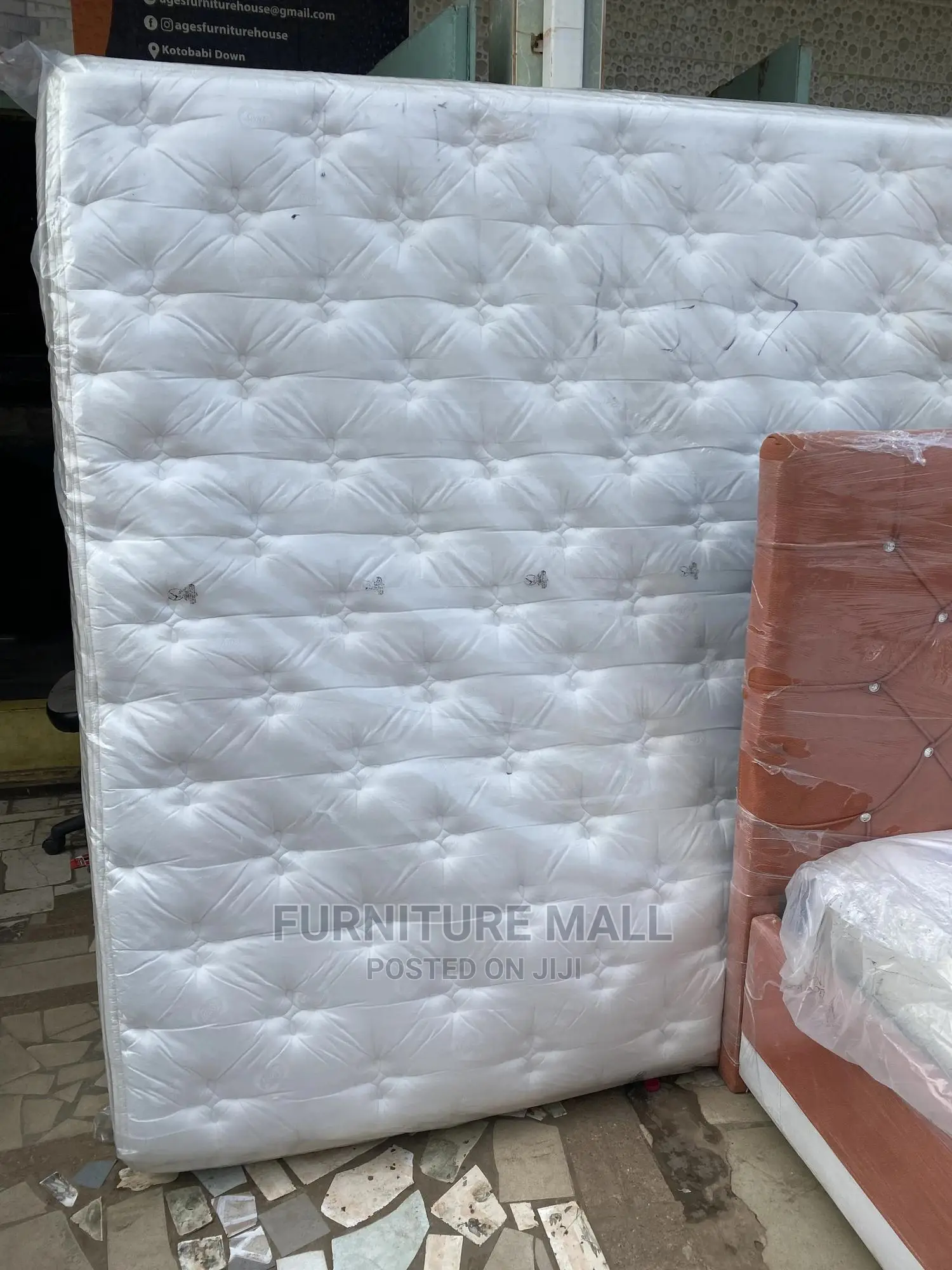 Classical Kingsize Mattress. Delivery Is Free