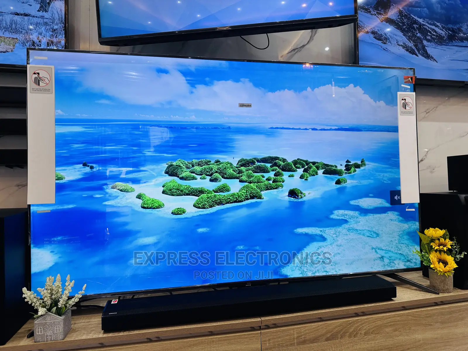 High Dynamic Range UHD Smart TCL 50”P635 Tv 