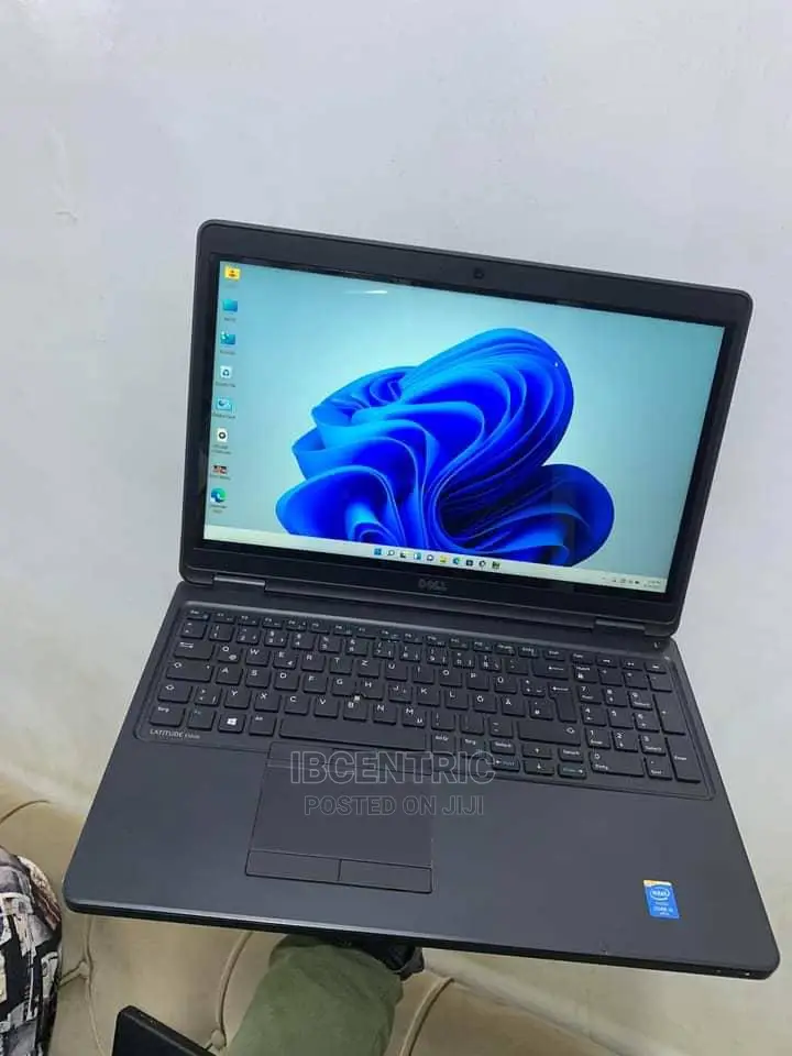 Laptop Dell Latitude 14 E5450 8GB Intel Core I7 HDD 500GB