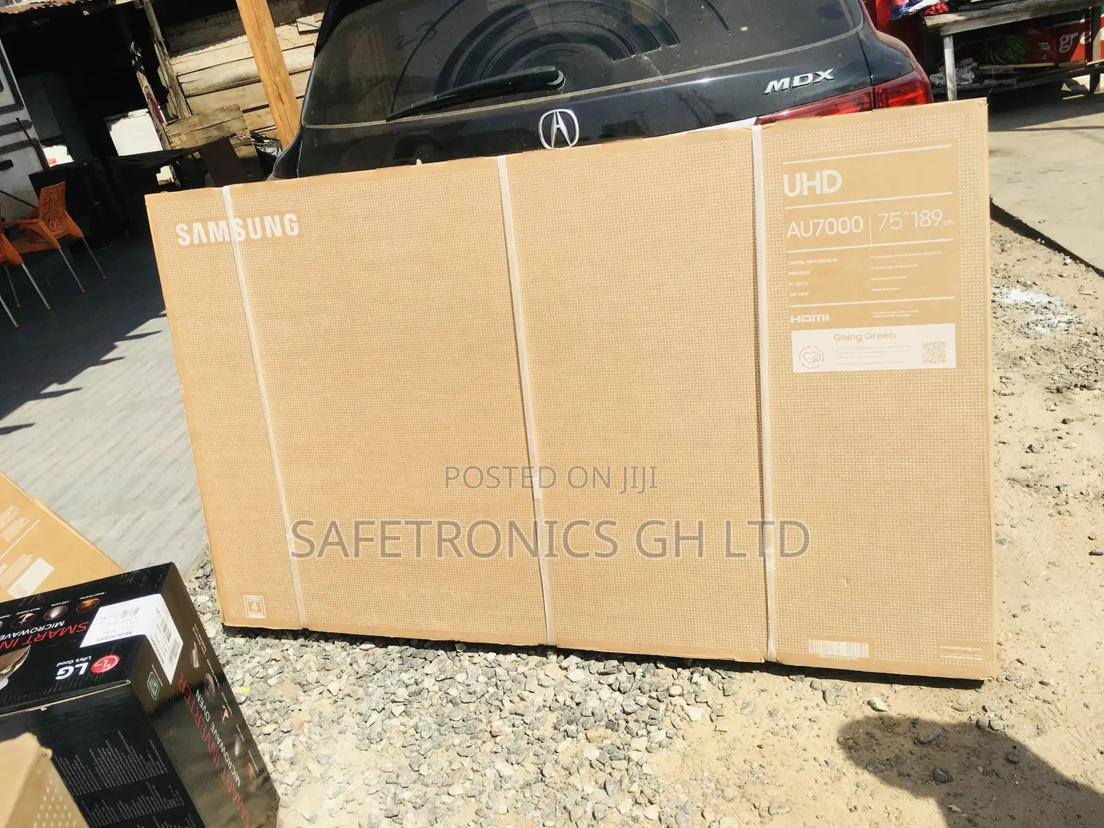 Neat Elegant Samsung 75 Inches Glossy Au70 LED Smart Tv