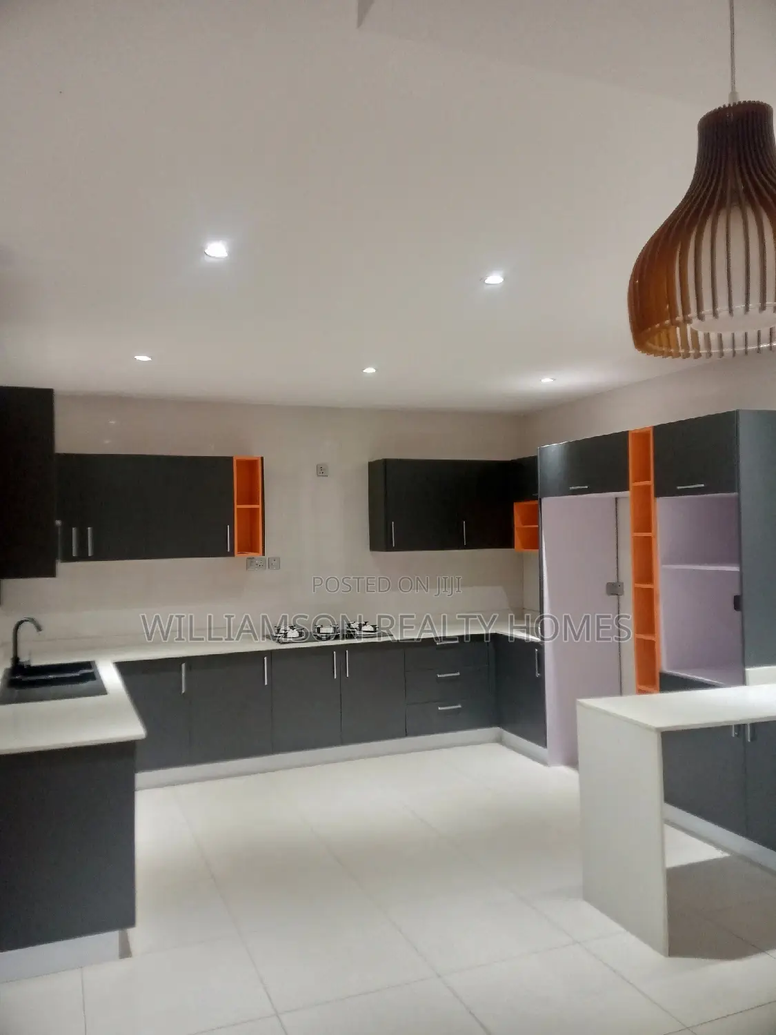 5bdrm House in Hfc Estate Area, Spintex for rent