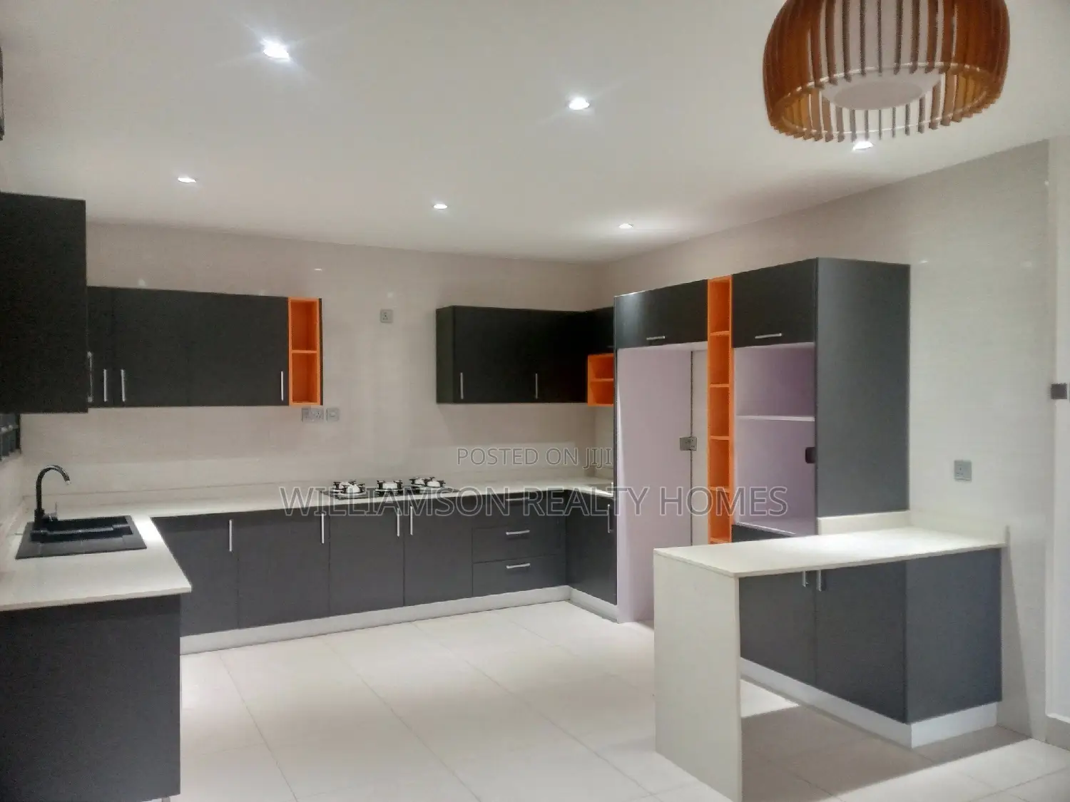 5bdrm House in Hfc Estate Area, Spintex for rent