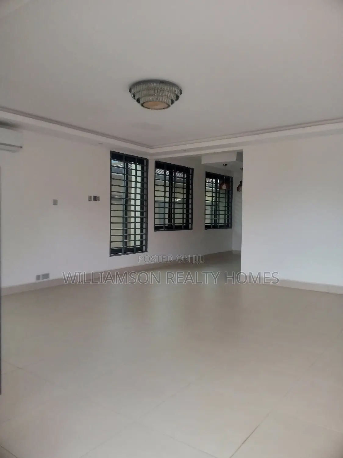 5bdrm House in Hfc Estate Area, Spintex for rent