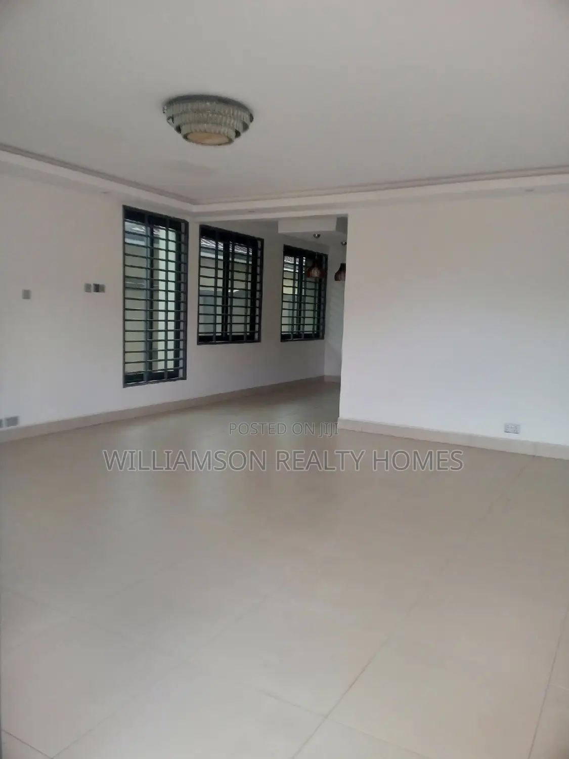 5bdrm House in Hfc Estate Area, Spintex for rent