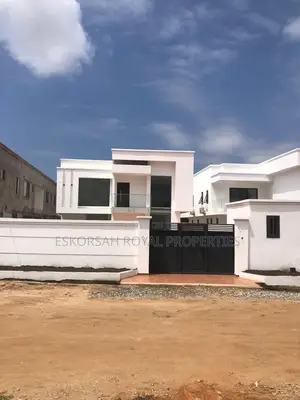 4bdrm House in East Legon for sale