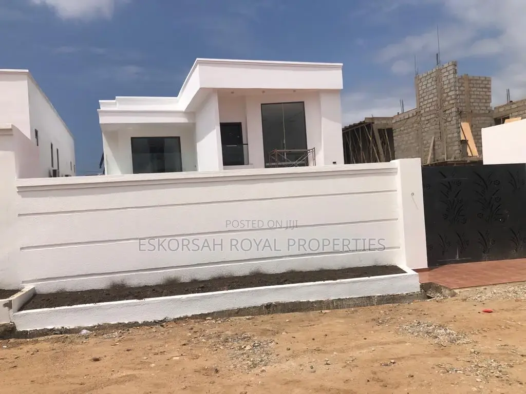 4bdrm House in East Legon for sale