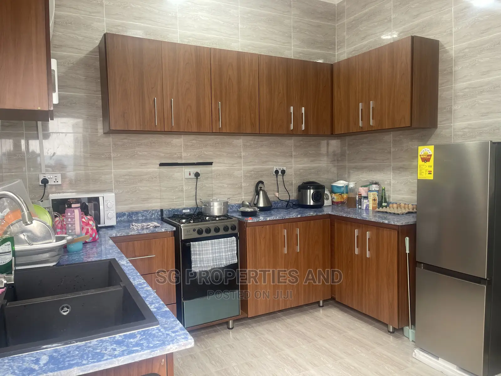 3bdrm House in Spintex for rent
