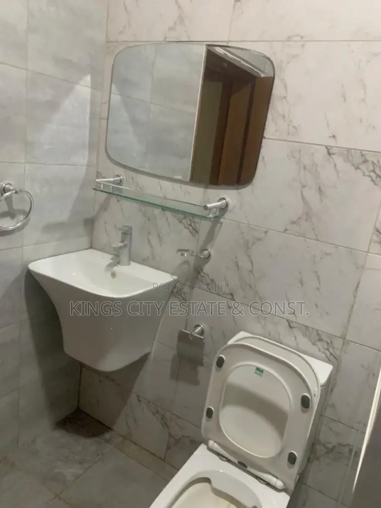 2bdrm House in Odumasi-Estate, Oyarifa Mall Area for sale