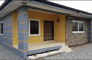2bdrm House in Odumasi-Estate, Oyarifa Mall Area for sale