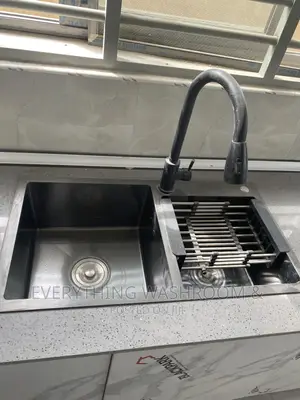 Black Kitchen Sink With Pullout Faucet_pull Out Tap Sink