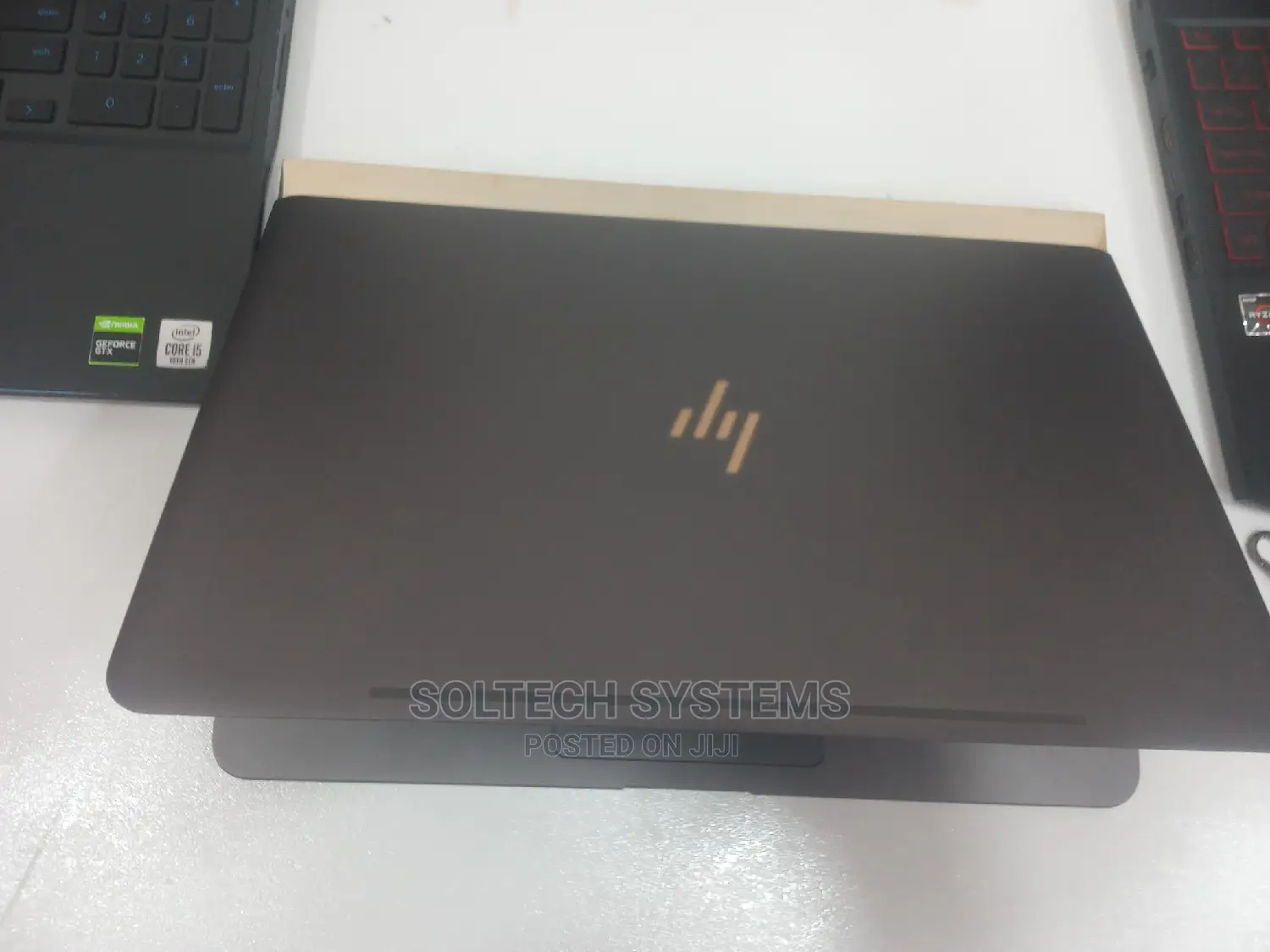 Laptop HP Envy X360 8GB Intel Core I7 SSD 256GB