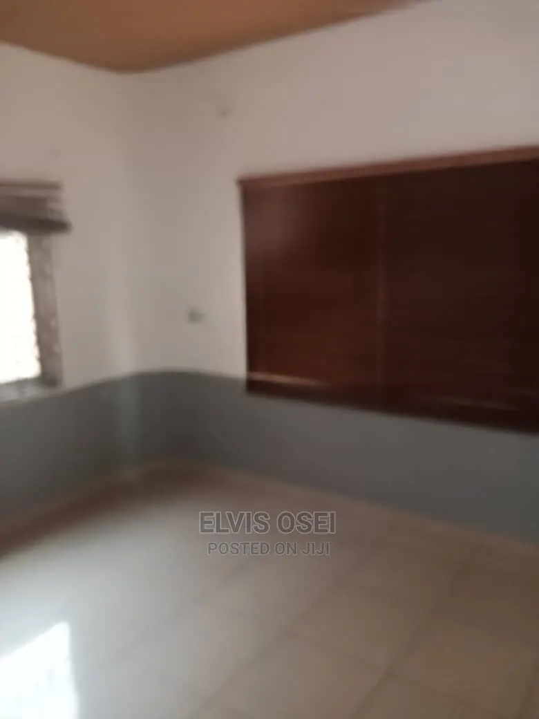 3bdrm House in Scc Atta Moses, Weija for rent