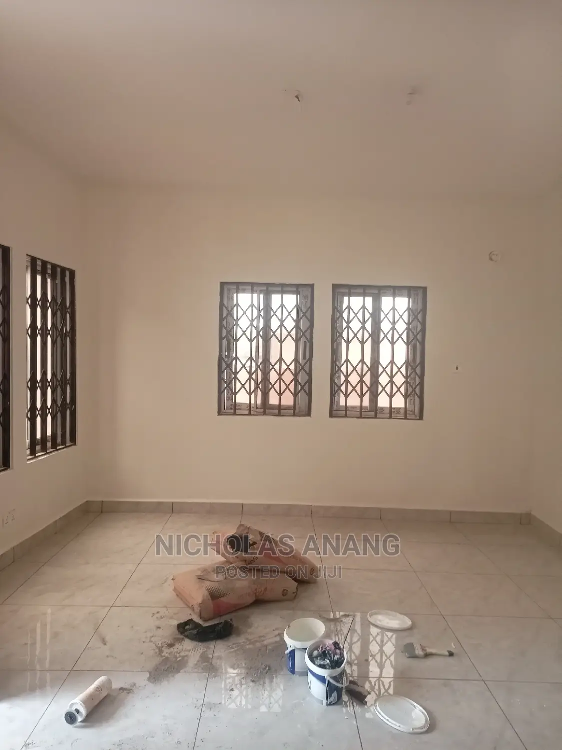 2bdrm Apartment in Dorns Properties, New Town for rent