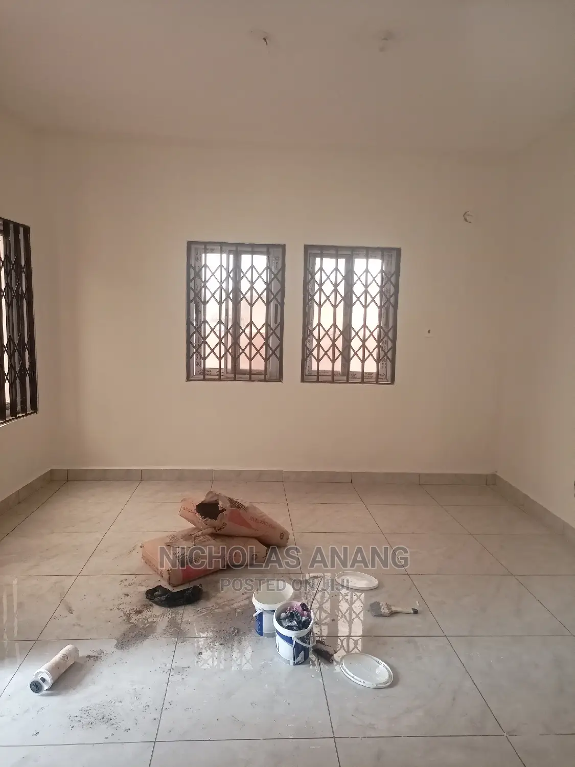 2bdrm Apartment in Dorns Properties, New Town for rent