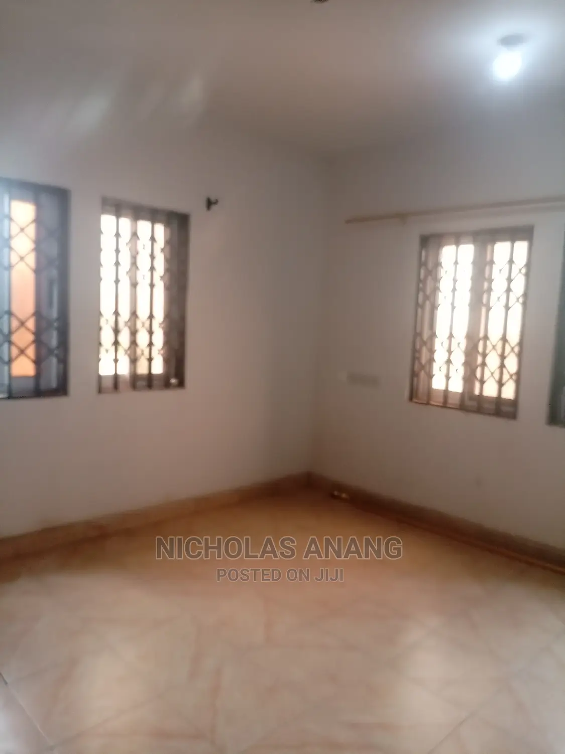 2bdrm Apartment in Dorns Properties, New Town for rent