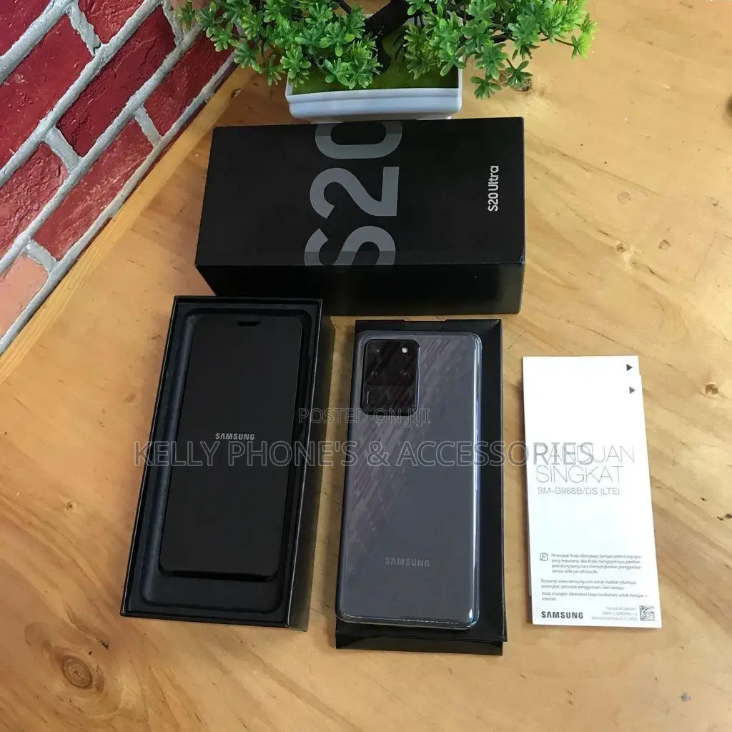 New Samsung Galaxy S20 128 GB Black