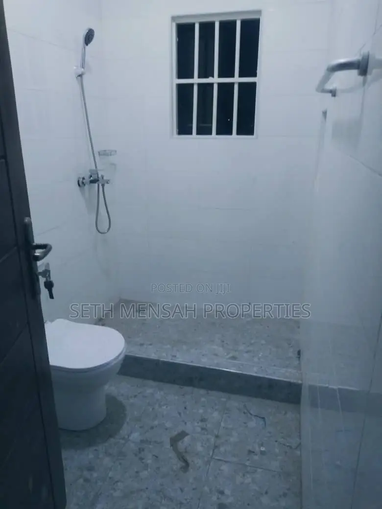 2bdrm Apartment in Haatso for rent