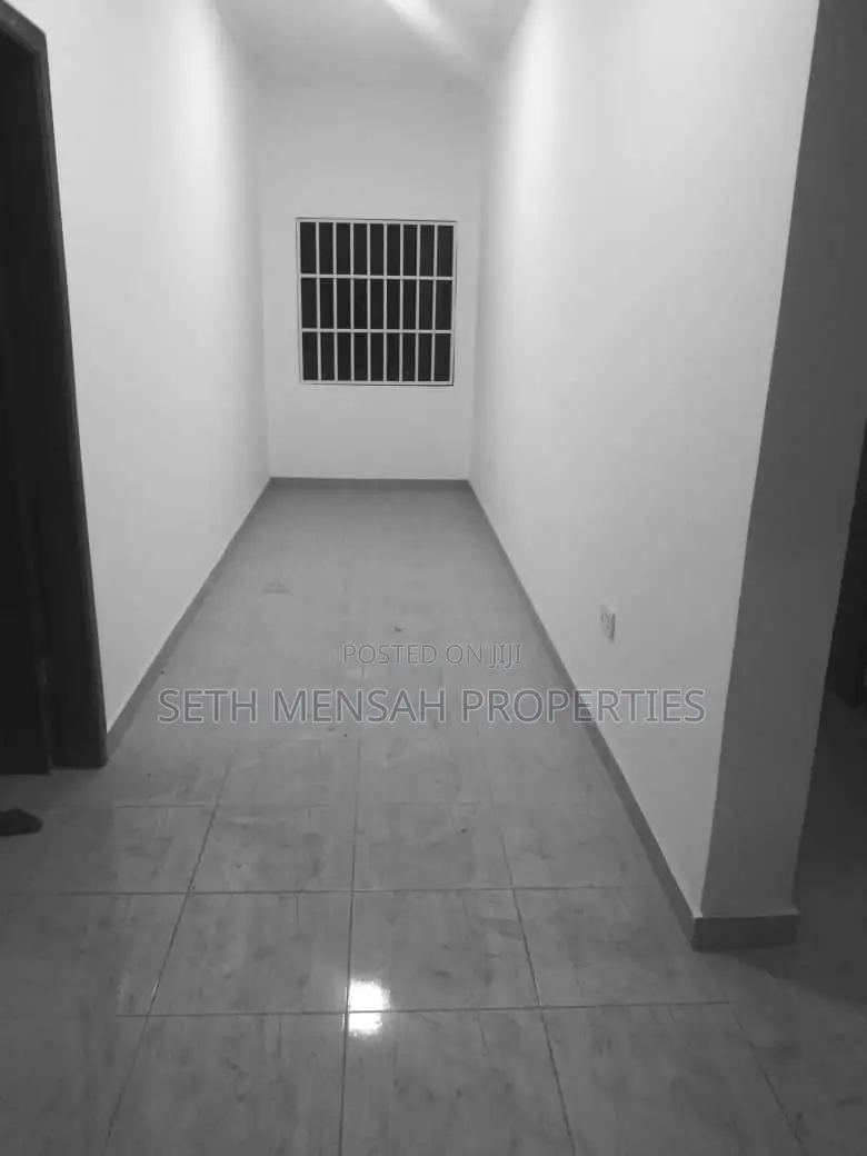 2bdrm Apartment in Haatso for rent