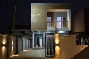 3bdrm House in Oyarifa for sale