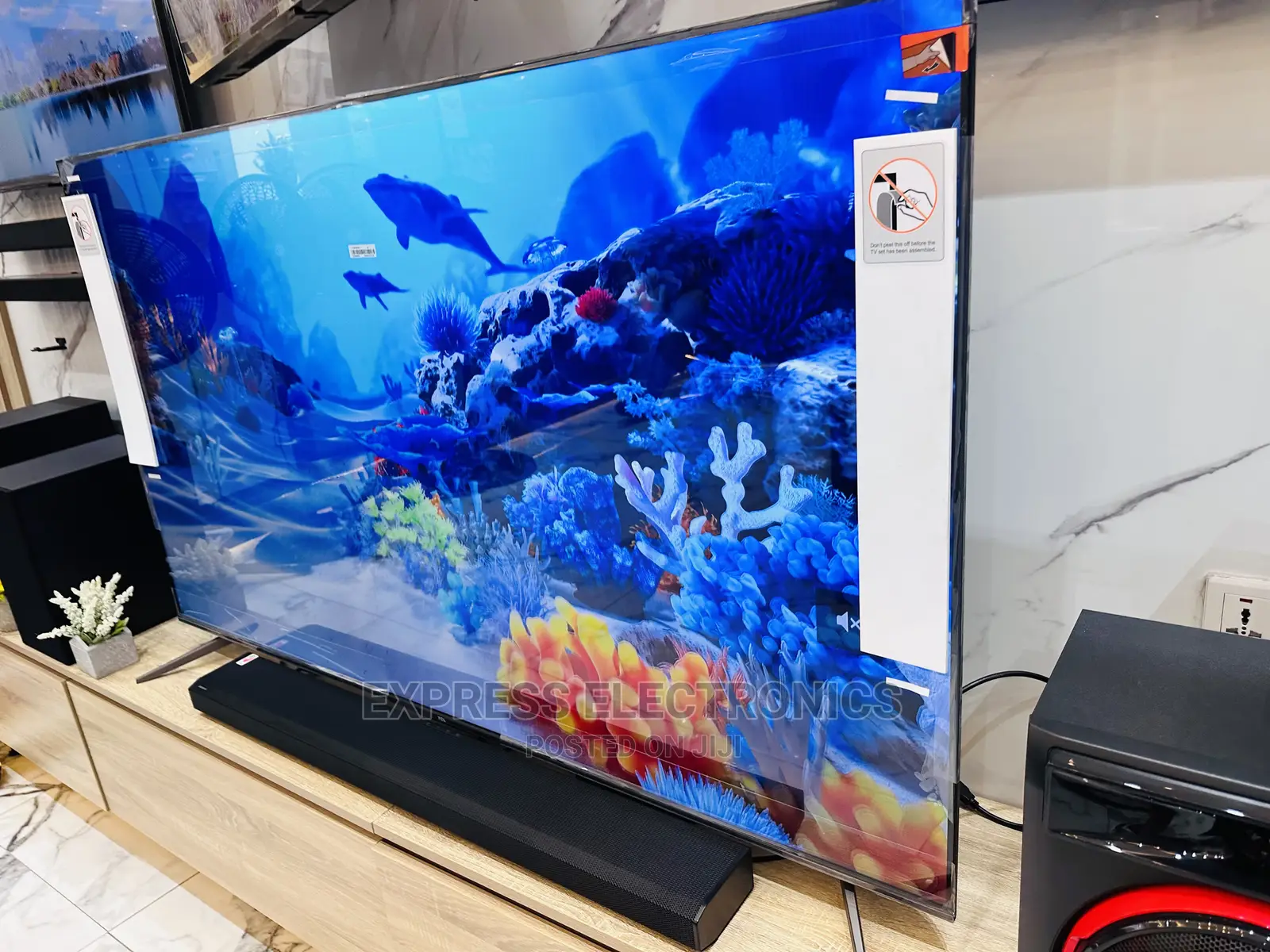 Triluminos Glossy UHD Smart QLED TCL 55”C645