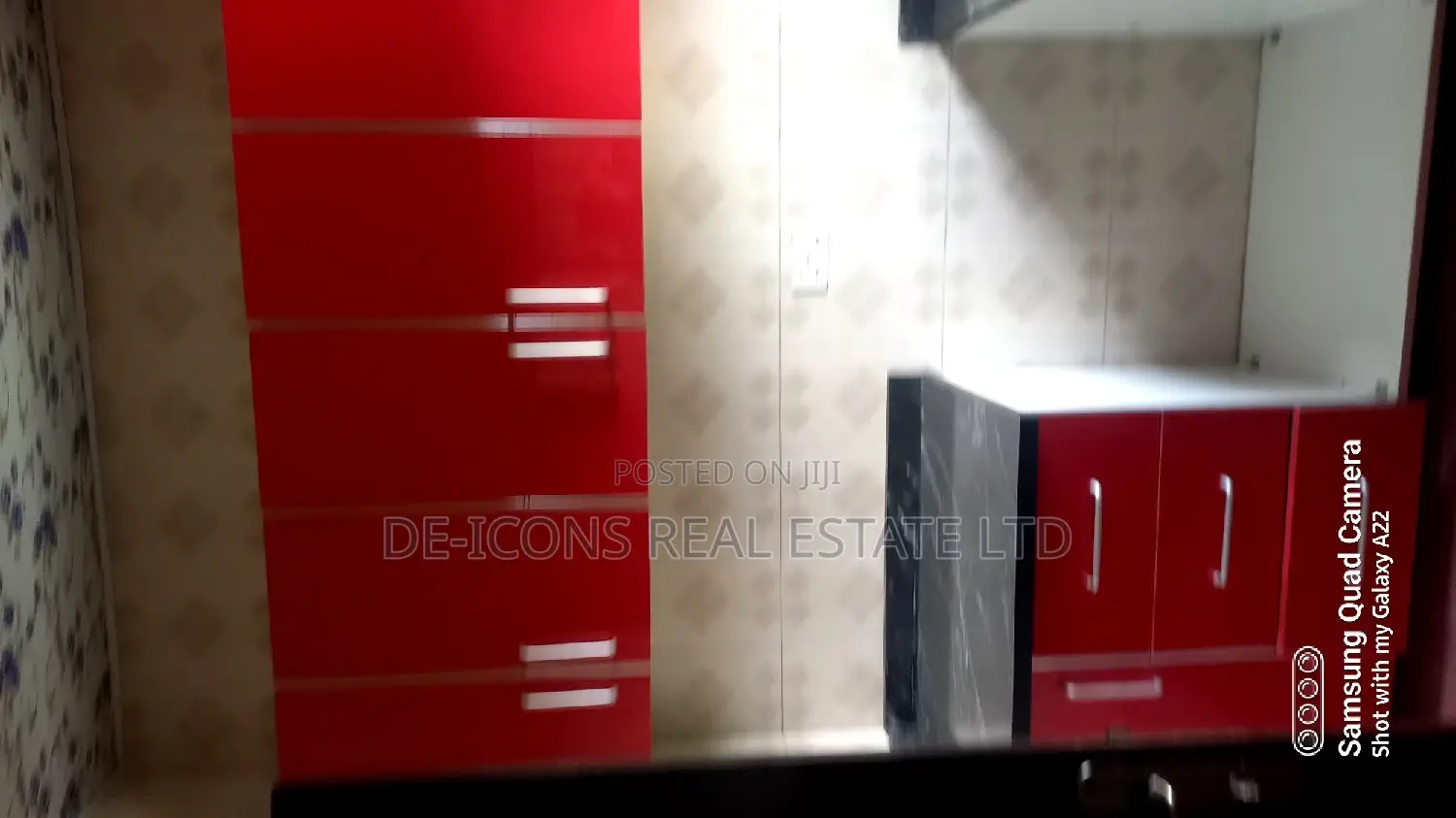 2bdrm Duplex in De-Icons Real Estate, Awutu Senya East Municipal