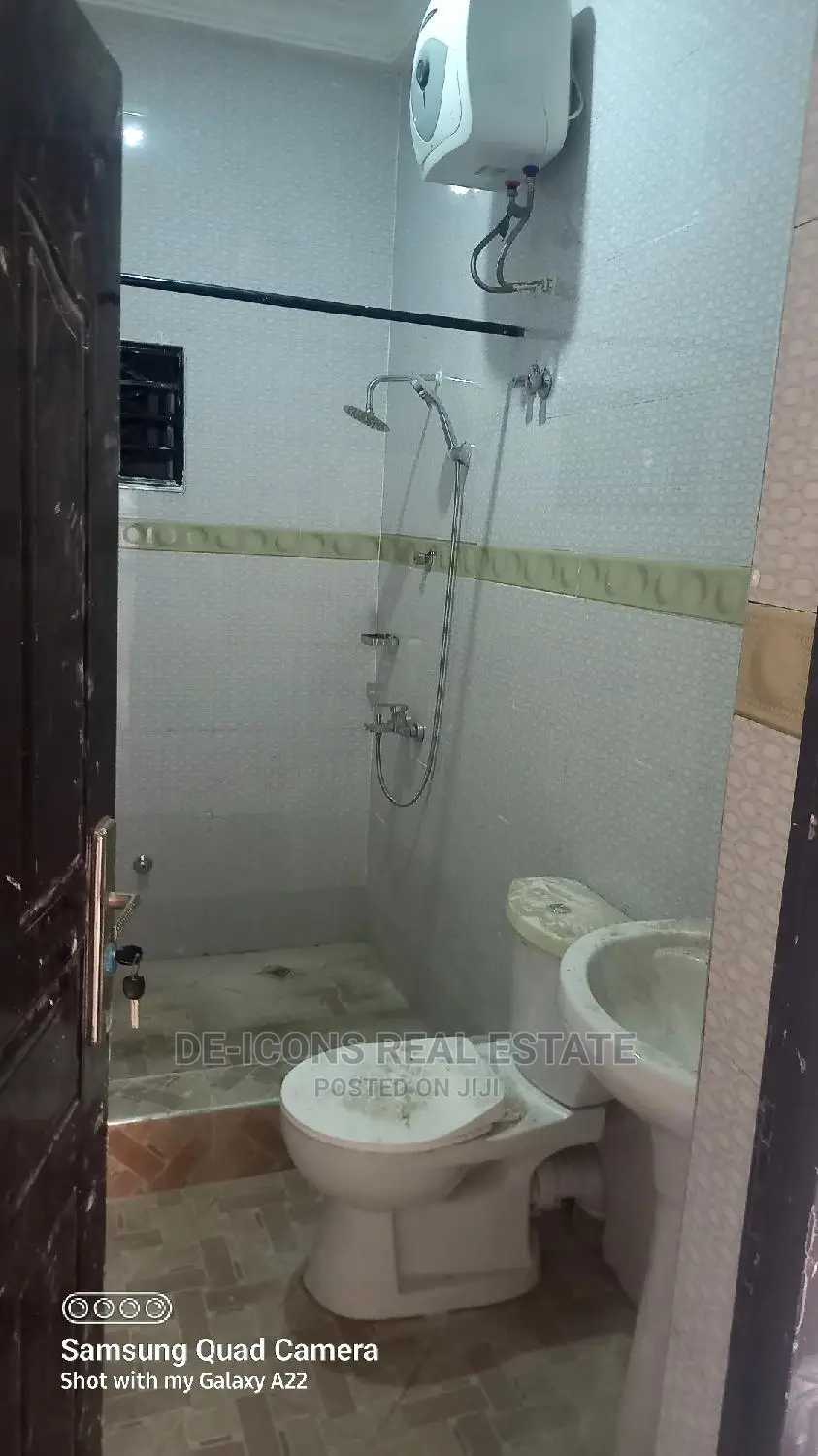 2bdrm Apartment in De-Icons Real Estate, Tetegu for rent