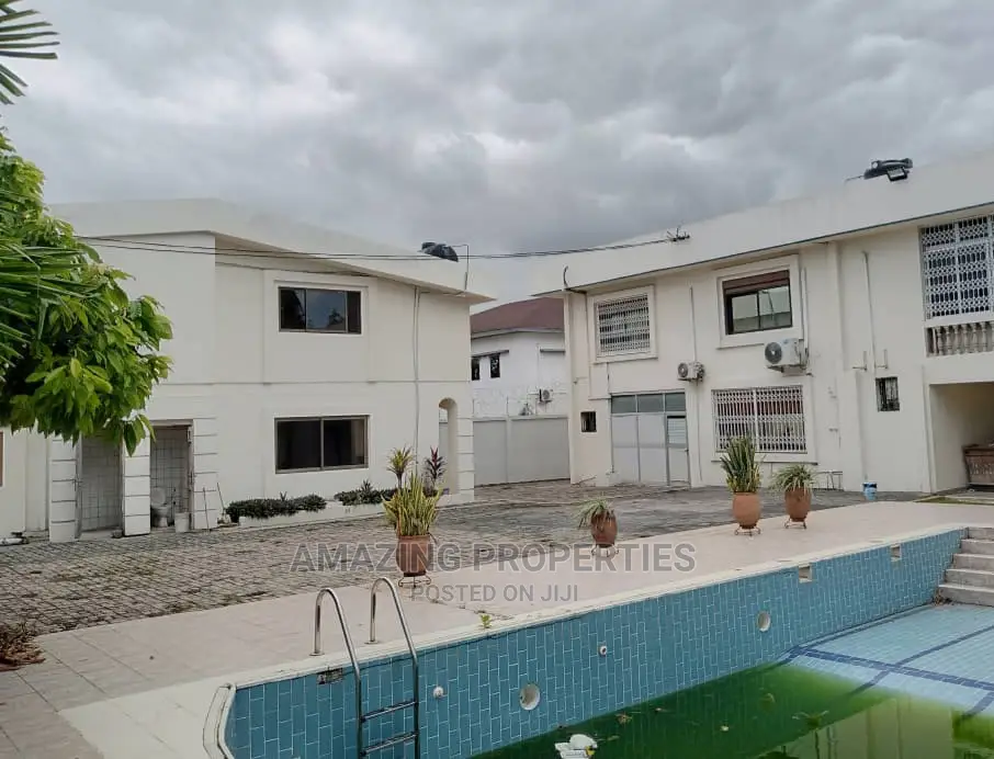 Office Complex for Rent at North Ridge
