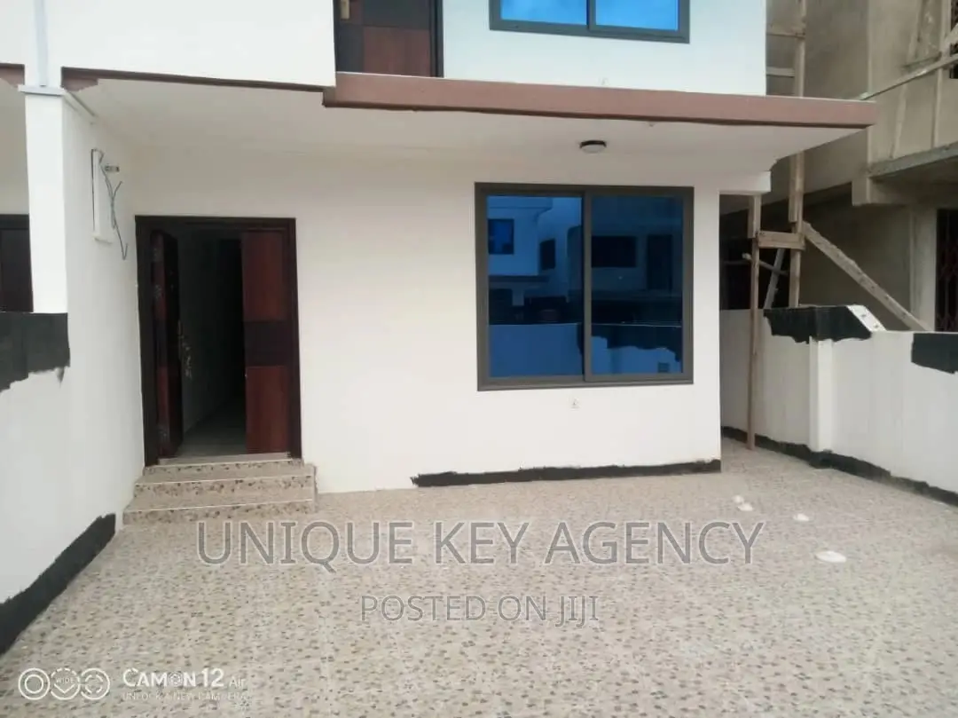 3bdrm House in Unique Lawson, Ashomang Estate for sale