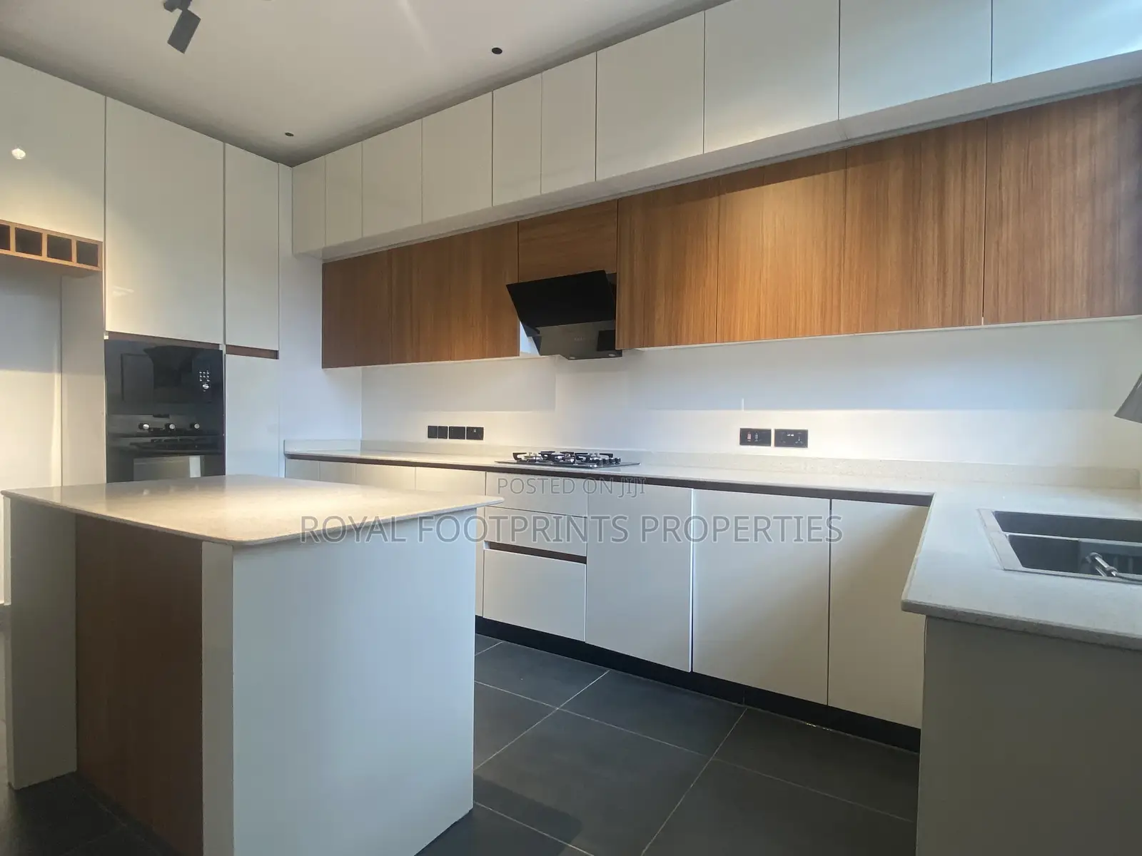 4bdrm House in Royal Footprints, Oyarifa for sale