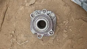 Nissan Sentra 2008 Hub