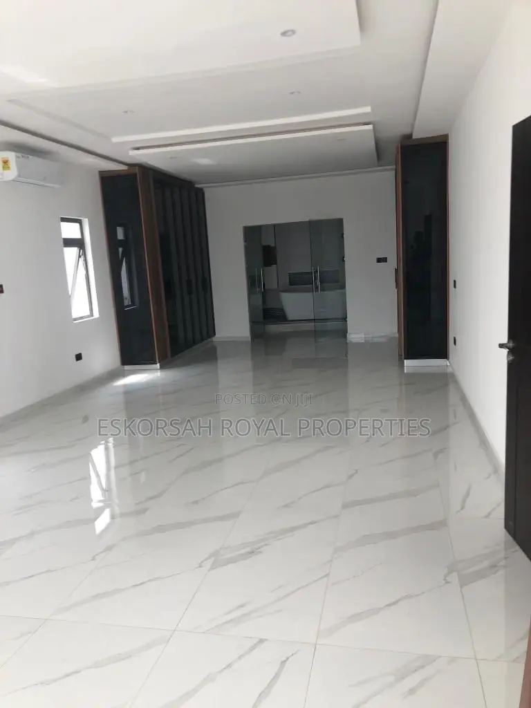 4bdrm House in East Legon for sale