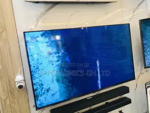 65 Inches Glossy Led Samsung Uhd Crystal Smart Tv