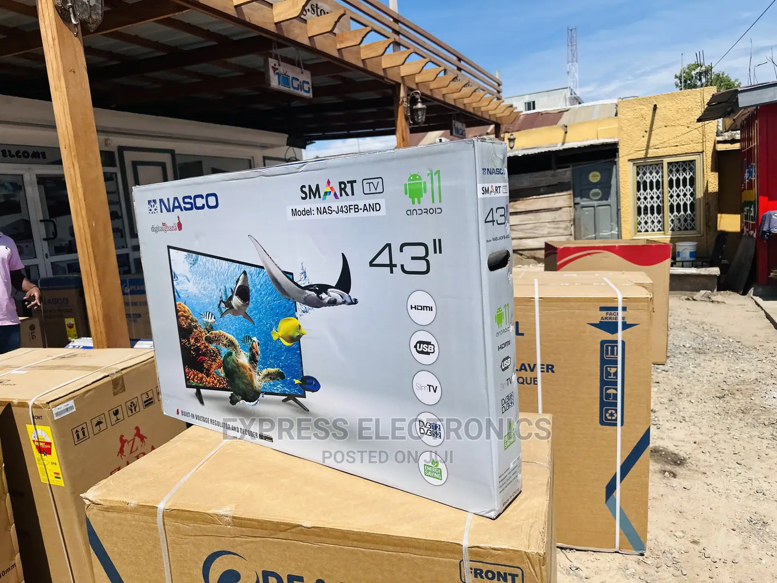 Triluminos Display Smart FHD Nasco 43” Tv 