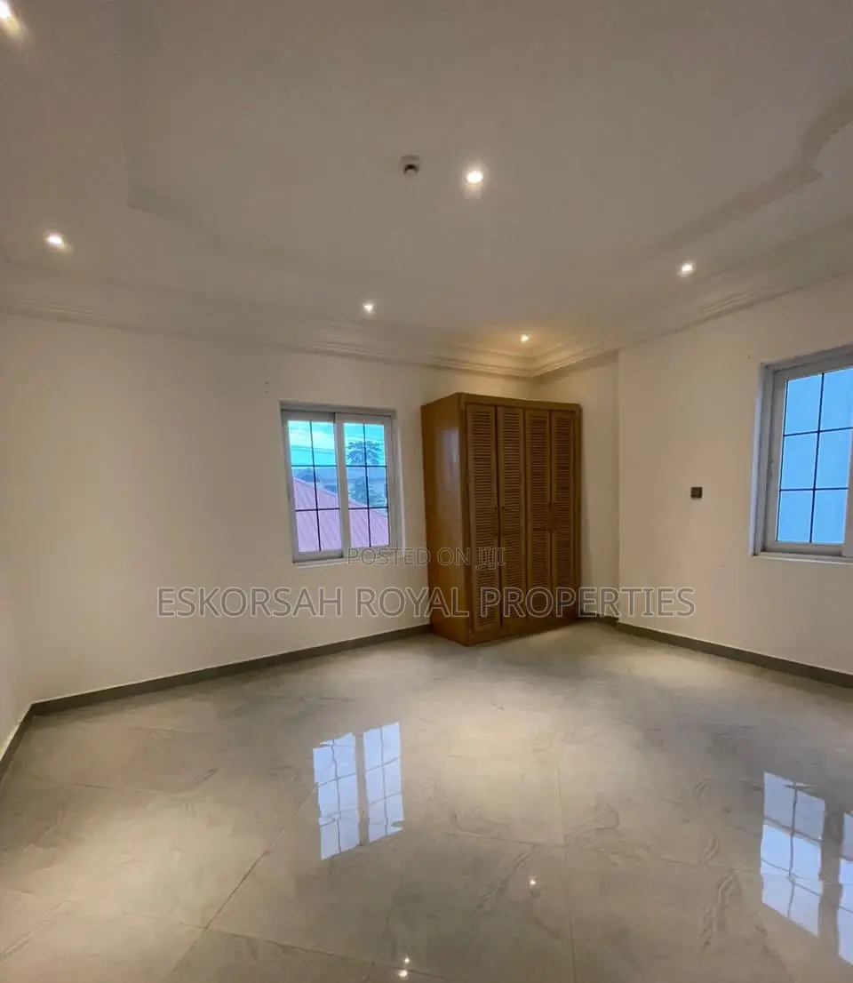4bdrm House in East Legon Ability for rent