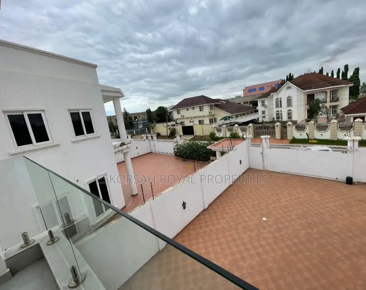 4bdrm House in East Legon Ability for rent