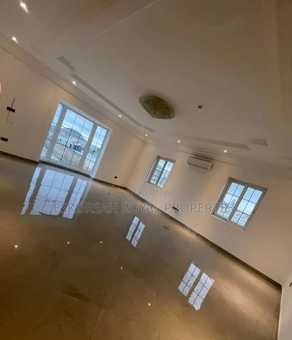 4bdrm House in East Legon Ability for rent