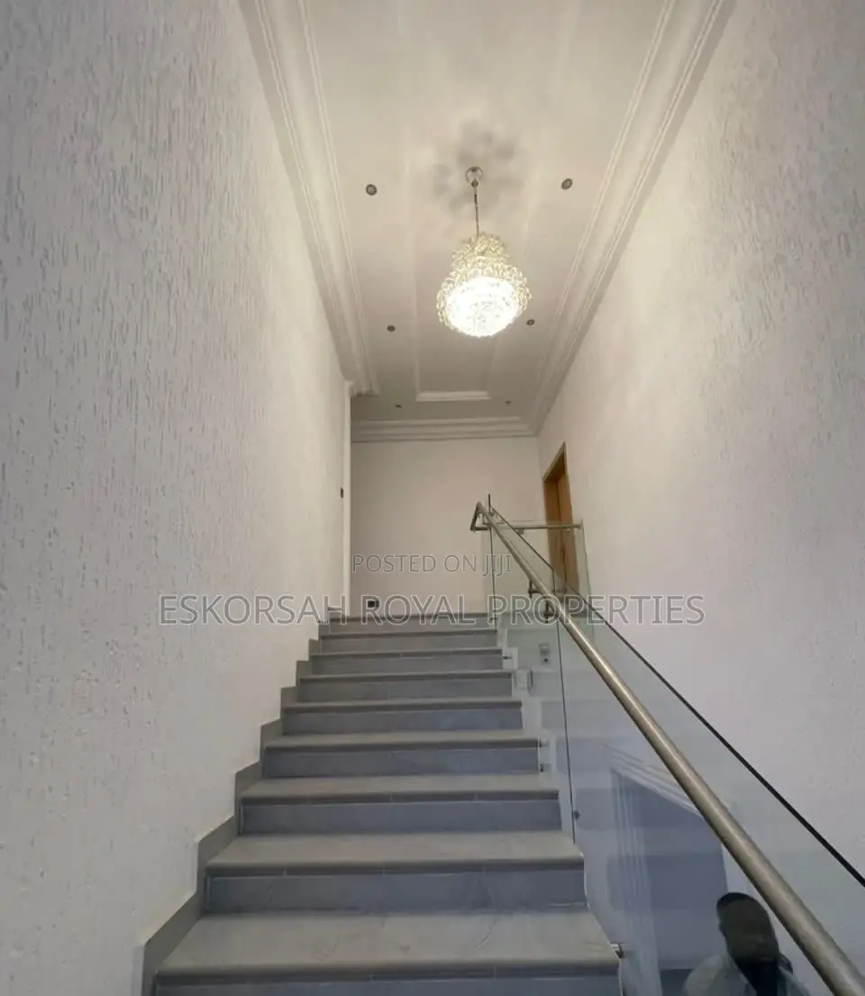 4bdrm House in East Legon Ability for rent