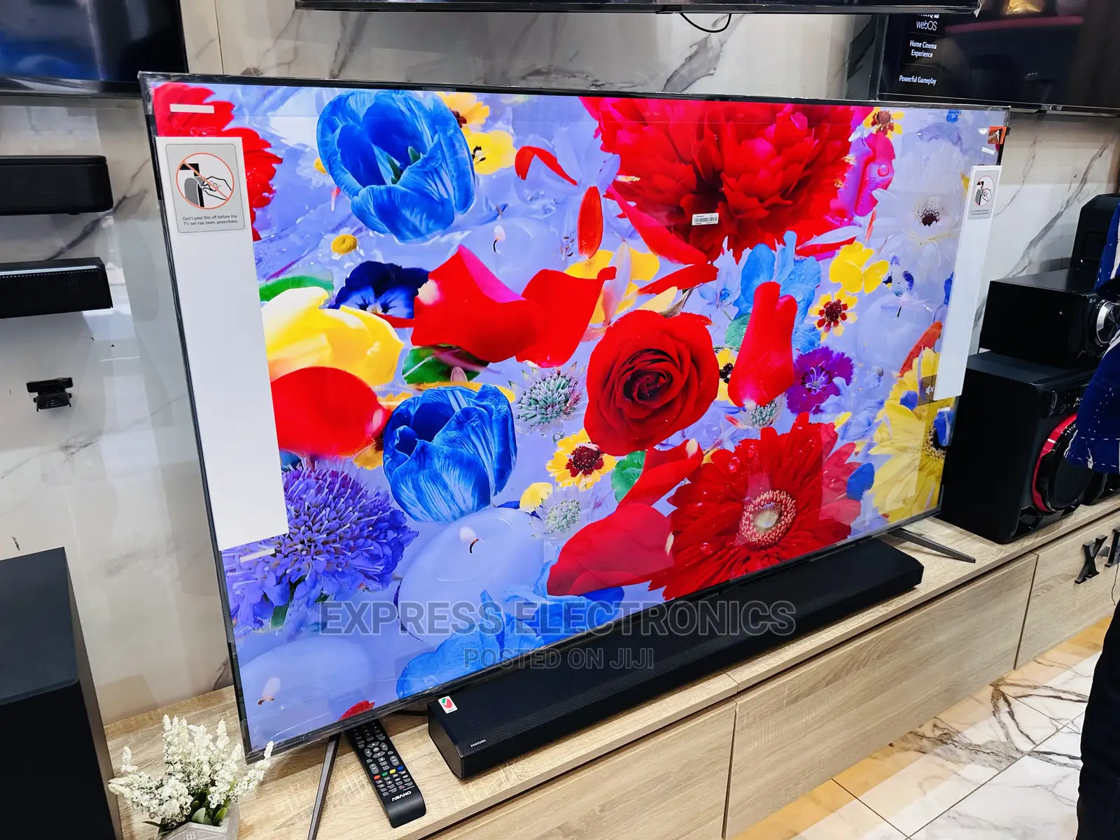 Dynamic Color Scheme QLED UHD TCL 65”C645 Tv 