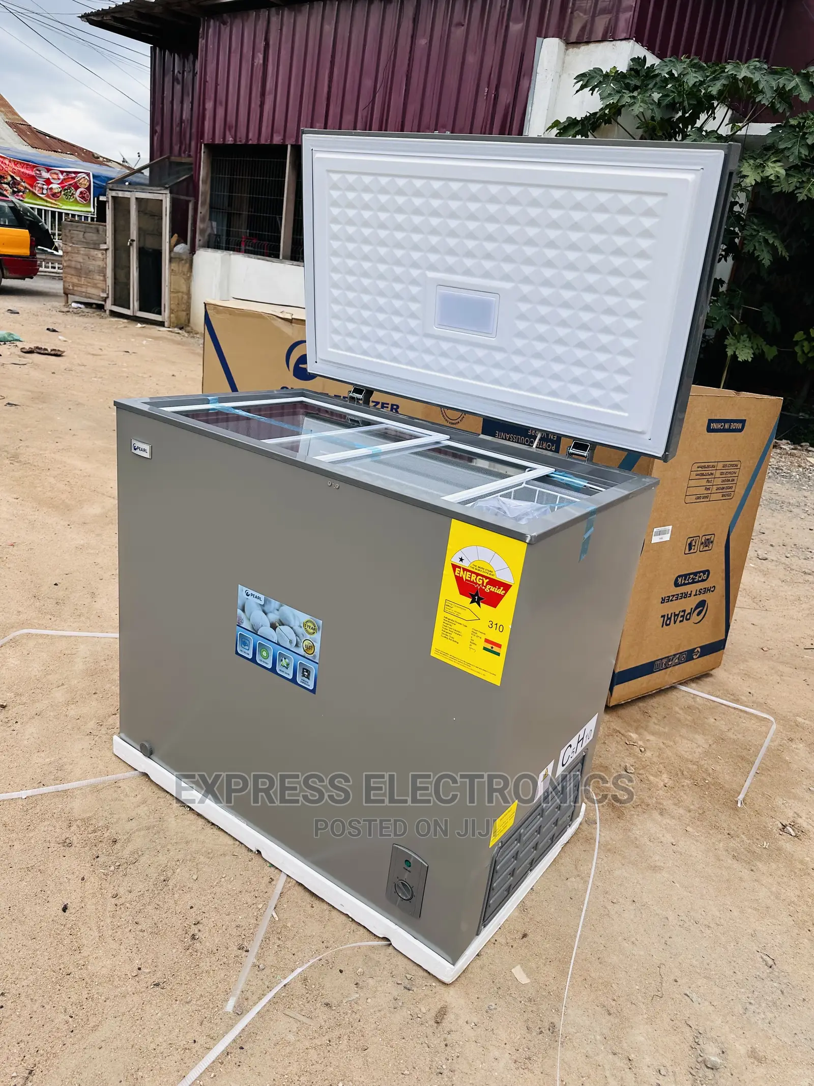 Astonish New Chest Freezer Single Door 200L Pearl Grey