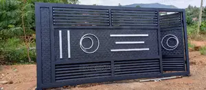 T R G Metal Gate