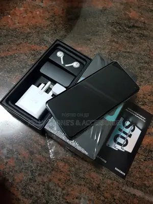New Samsung Galaxy S10 Plus 512 GB Black