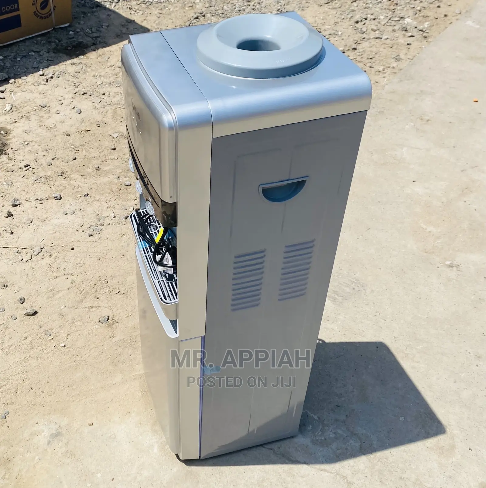 Classic Design Hotnormal/Cold Pearl Waterdispenser PWD 2017