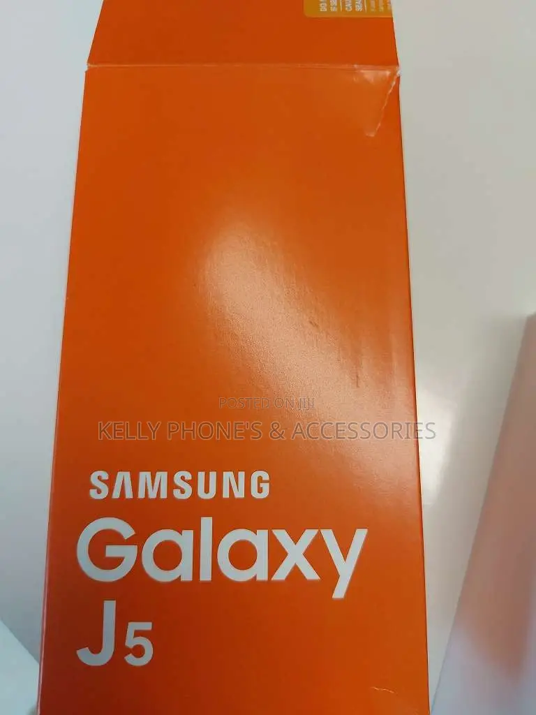 New Samsung Galaxy J5 16 GB Gold