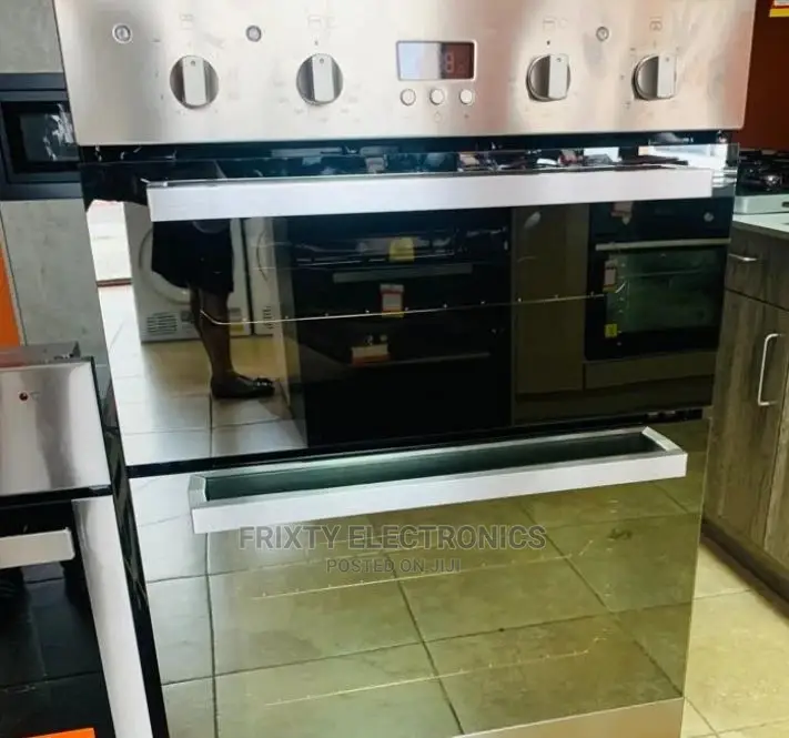 Superb Whirlpool 60cm Electric Double Door Oven (Built In) 4 in Accra