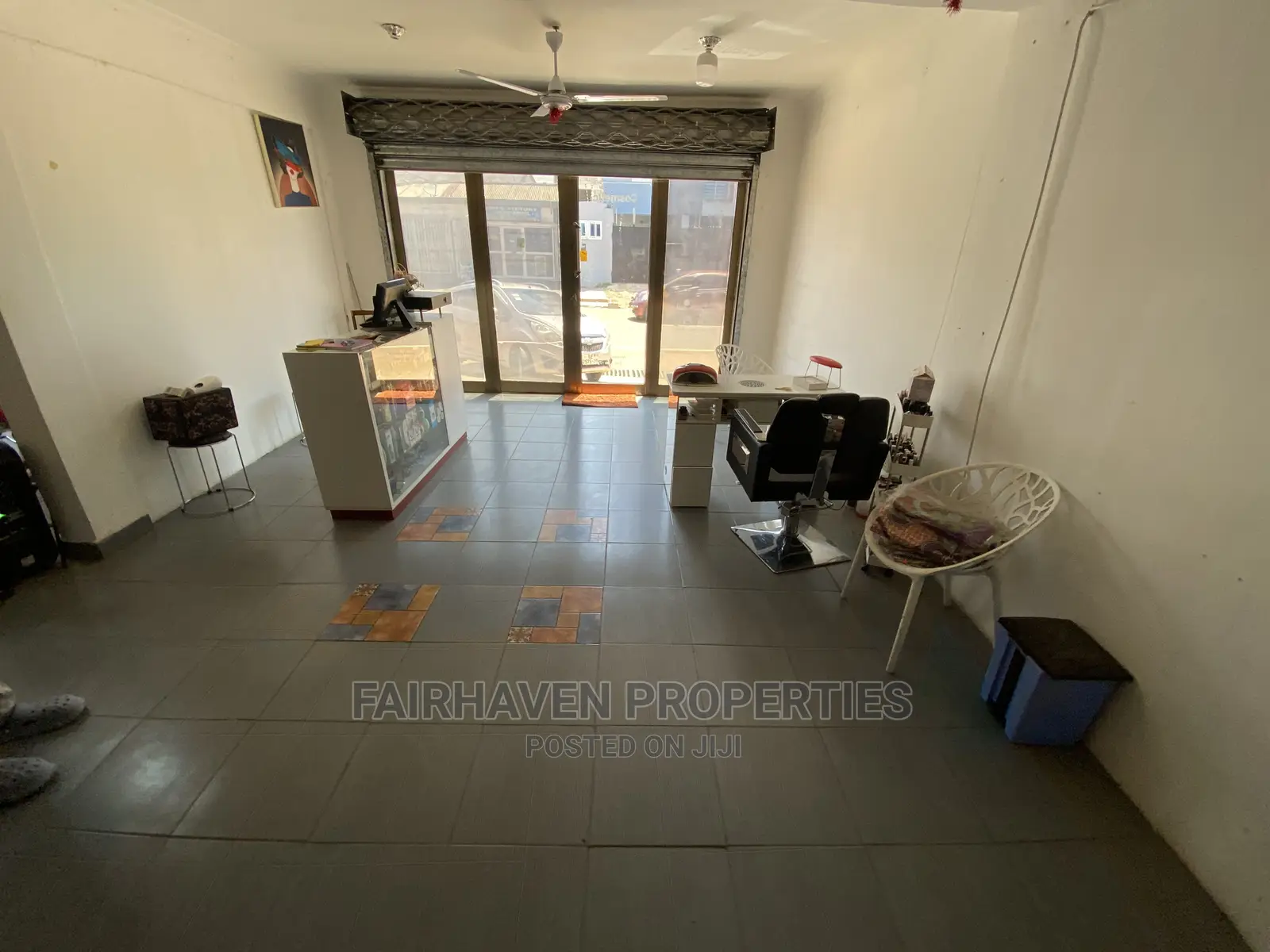 Spacious Shope for Rent in Tseaddo (3 in 1)
