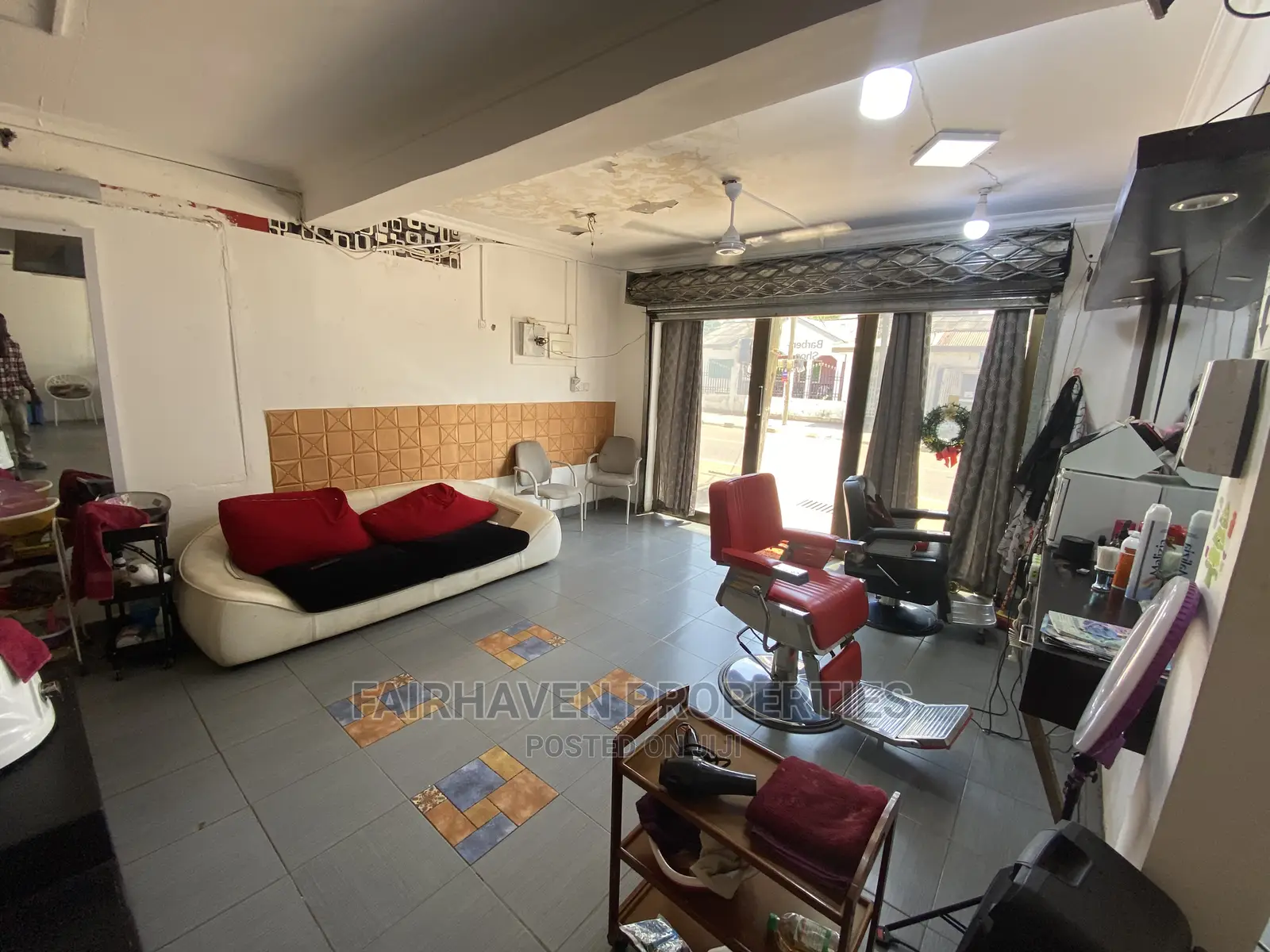 Spacious Shope for Rent in Tseaddo (3 in 1)