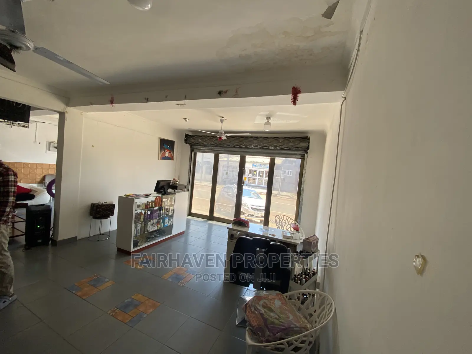 Spacious Shope for Rent in Tseaddo (3 in 1)