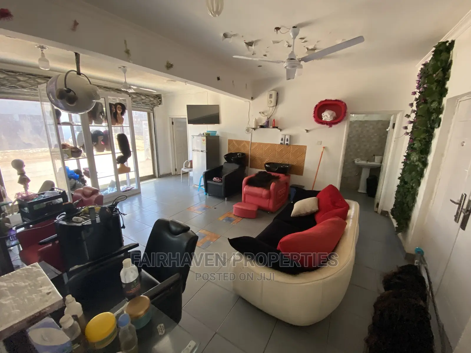 Shop for Rent at Tseaddo